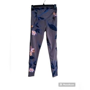 Maaji Activewear leggings floral size S